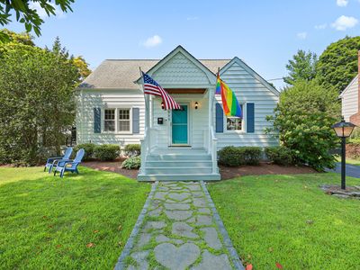 999 High Street, Fairfield, CT, 06824