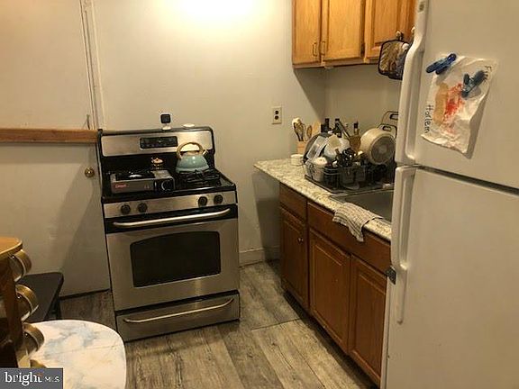 5th image of 2715 W Seltzer St