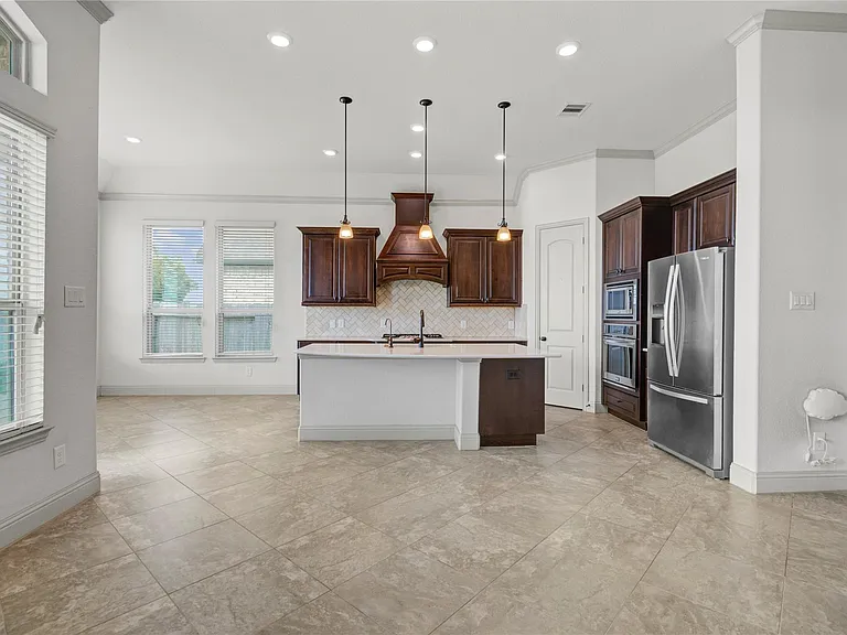 1644 Longwood Glen Ln — Photo 26