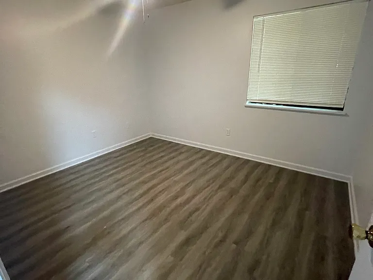 195 Pamela Dr — Photo 7