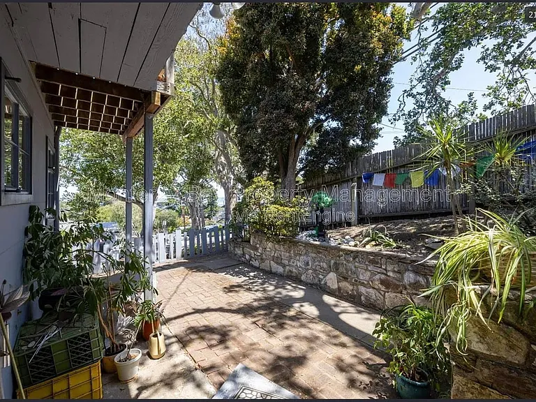 705 Grace St — Photo 24
