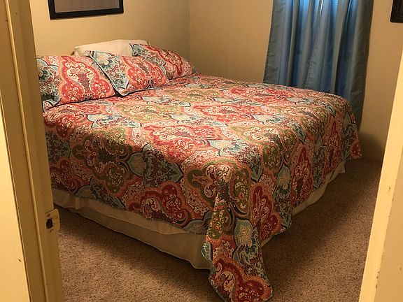 11’x10’ Guest Room