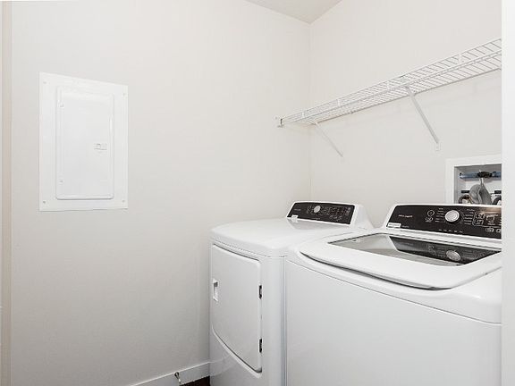 3rd image of 10800 Valette Cir W #194