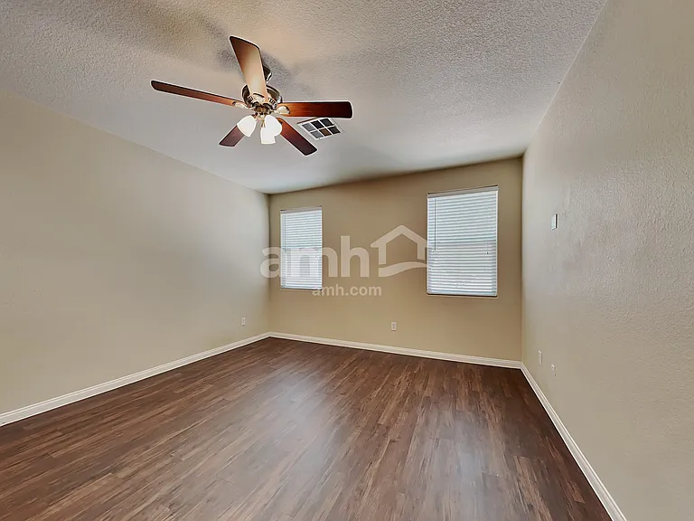 6709 Sand Swallow St — Photo 9