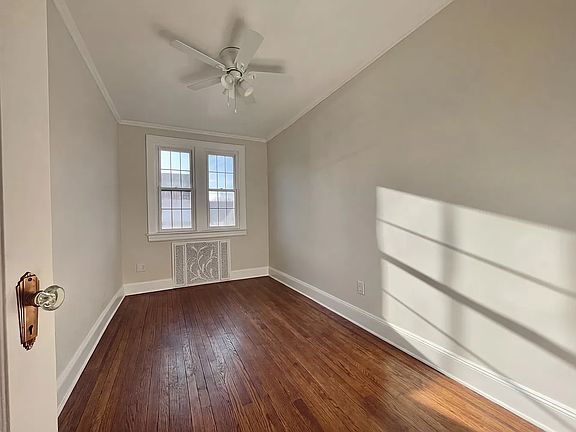 2nd image of 600 W 87th St APT 1