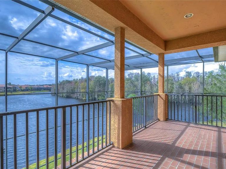 10602 Cayman Isle Ct — Photo 32