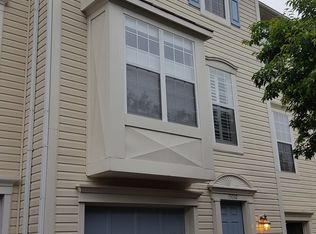 15710 Lansdale Pl, Dumfries, VA 22025