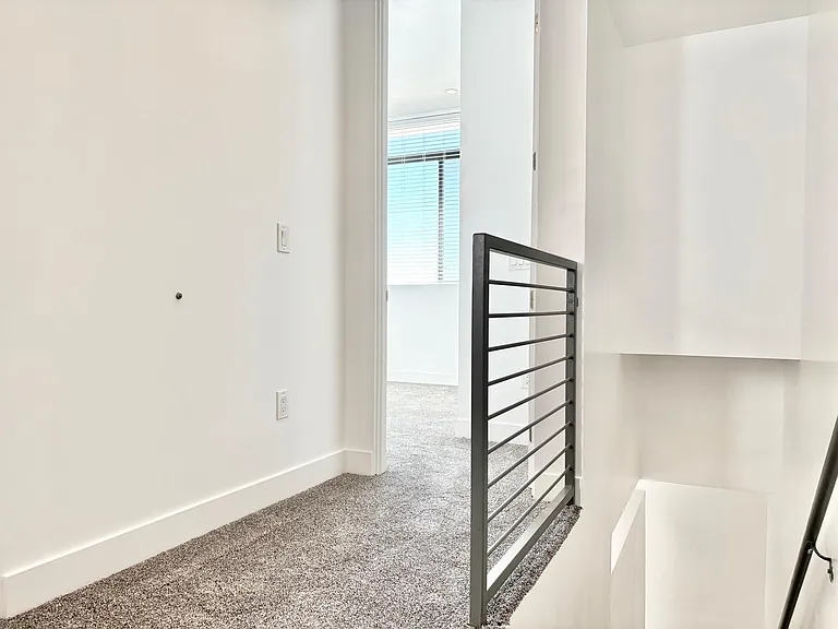 7301 E Minnezona Ave #1007 — Photo 6