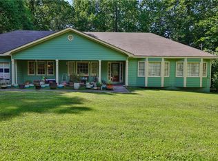 5118 Price Dr, Suwanee, GA 30024