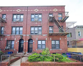 2048 77th Street
