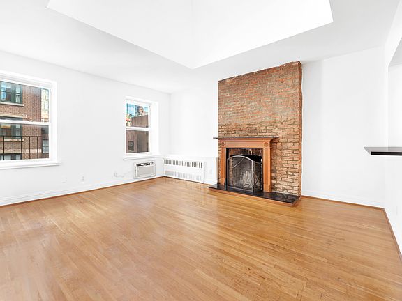 2nd image of 124 E 27th St APT 4A