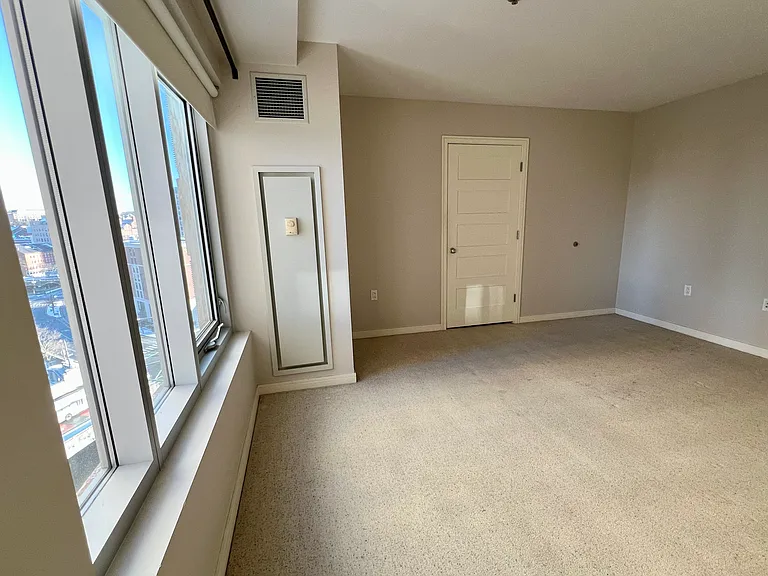 200 Exchange St — Photo 17