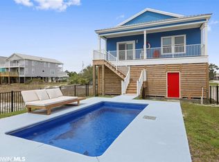 1253 W Lagoon Ave, Gulf Shores, AL 36542