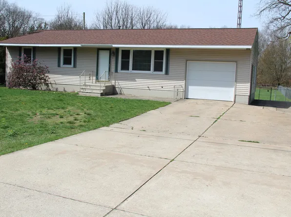 4435 Thompson St, Muskegon, MI 49441