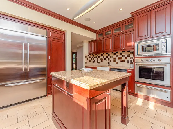 1408 W 33rd Ave, Vancouver, BC V6M 1A5