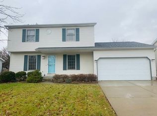 2214 Parker Ave, Bloomington, IL 61701