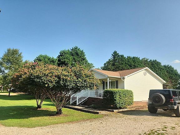 2nd image of 2821 Chester Hwy