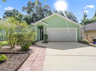 909 SW 75th Way, Gainesville, FL 32607
