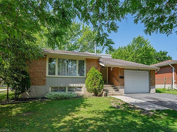 3rd image of 31 Mulberry Ln