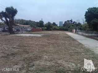 332 E Collins St, Oxnard, CA 93036