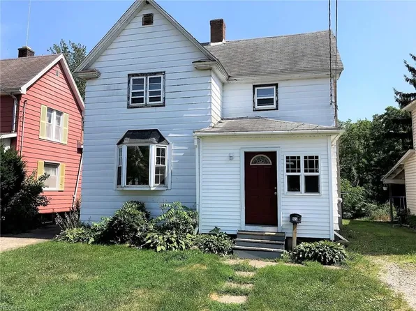127 Garden St, Conneaut, OH 44030