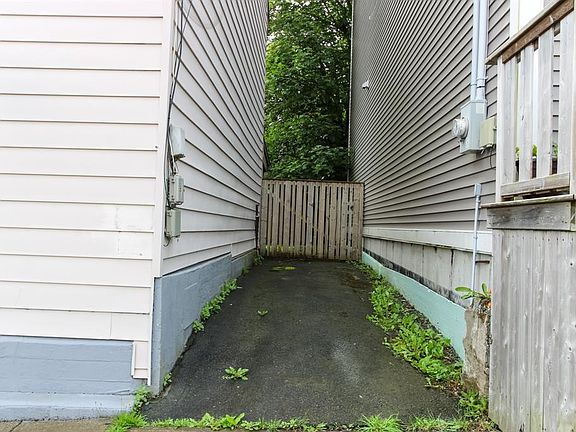 4th image of 35 William Street