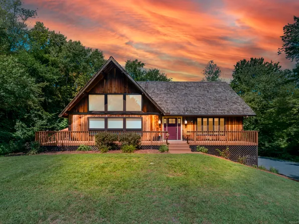 31 Birch Road, Danbury, CT 06811