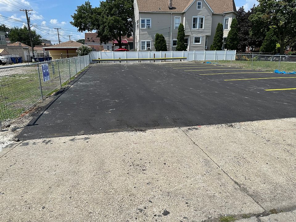 2nd image of 2304 S Laramie Ave