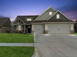 22671 E 106th St S, Broken Arrow, OK 74014