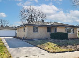 8255 W Green Tree Rd, Milwaukee, WI 53223