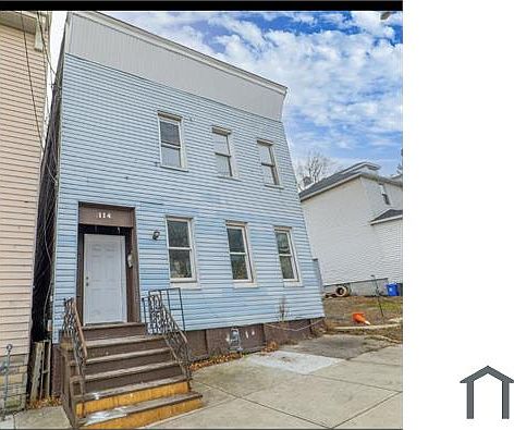 1st image of 114 2nd Ave #1