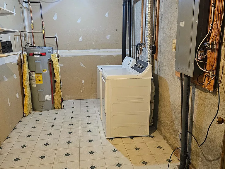 151 Shelter Rock Rd #68 — Photo 12