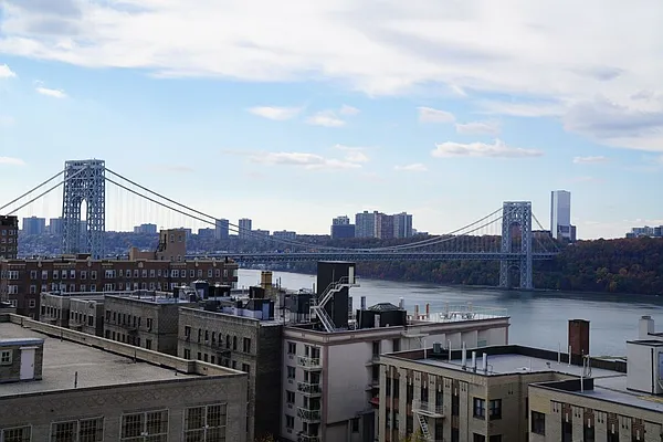 Sold by Verus Real Estate | media 27