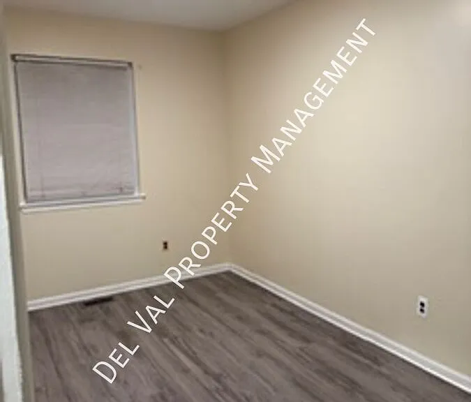 304 Christopher Pl #1 — Photo 10