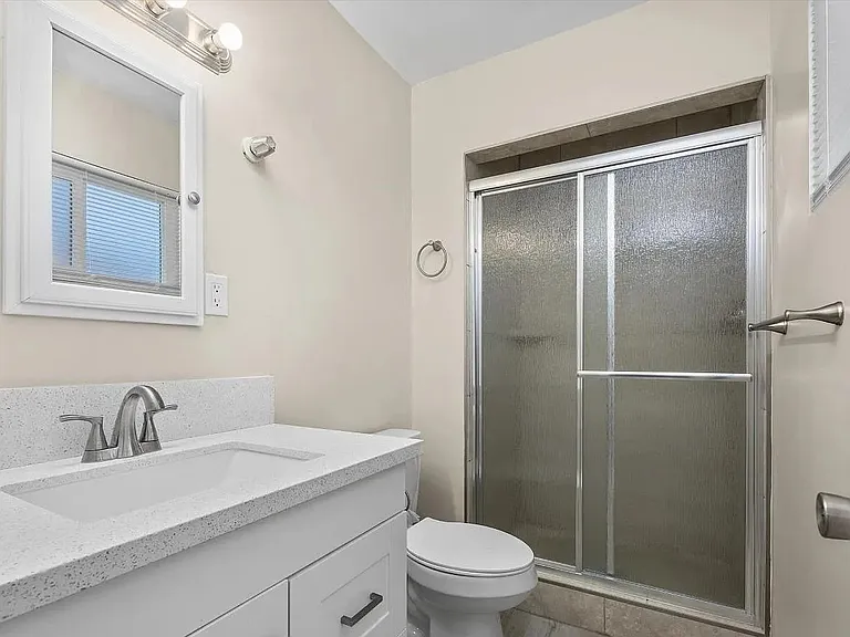 1401 Garfield Ave — Photo 11