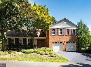 6208 Winnepeg Dr, Burke, VA 22015