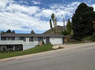 517 E 1400 N, Centerville, UT 84014