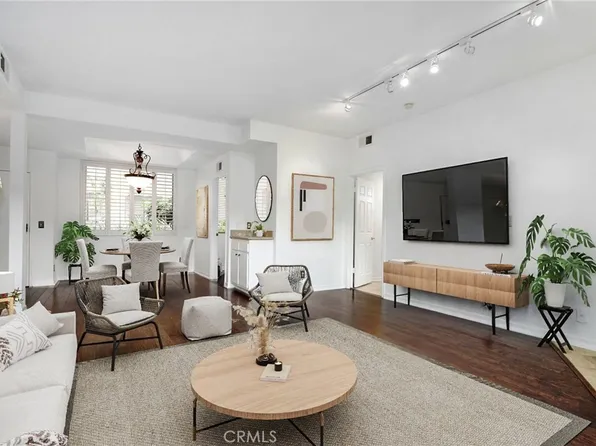 18600 Clark St Unit 102, Tarzana, CA 91356