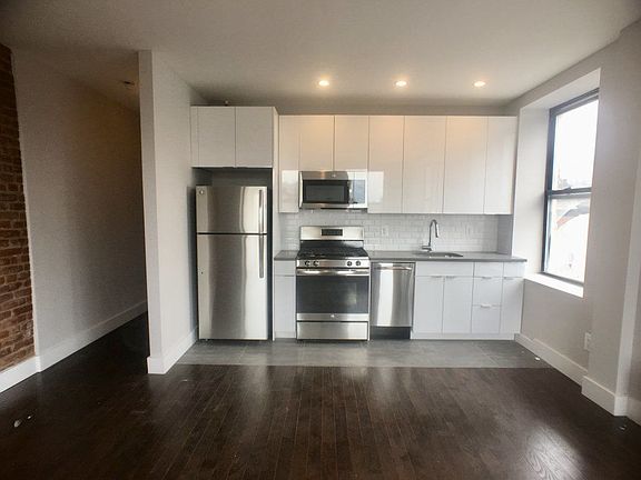 2nd image of 723 Saint Nicholas Ave APT 52