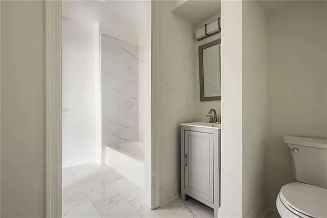 2425 Soniat St — Photo 8