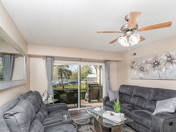 4th image of 13324 W Circle Drive Pkwy APT 601