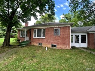 219 E Lyons St, Marissa, IL 62257