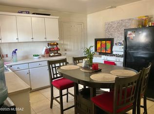 303 & 305 Palmdale St, Tucson, AZ 85714