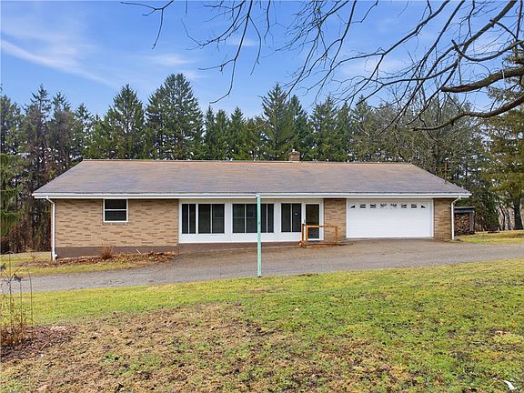 2nd image of 353 Thompson Hill Rd