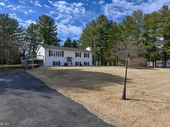 707 Petersburg Rd, Davidsonville, MD 21035