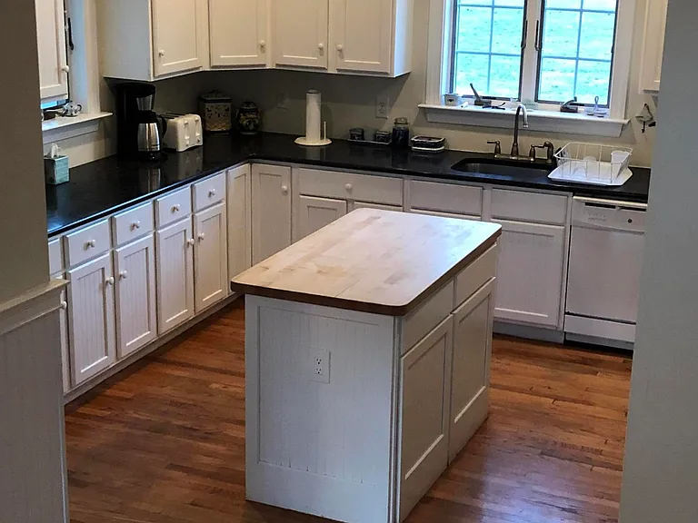 32 N Potter Ave — Photo 5