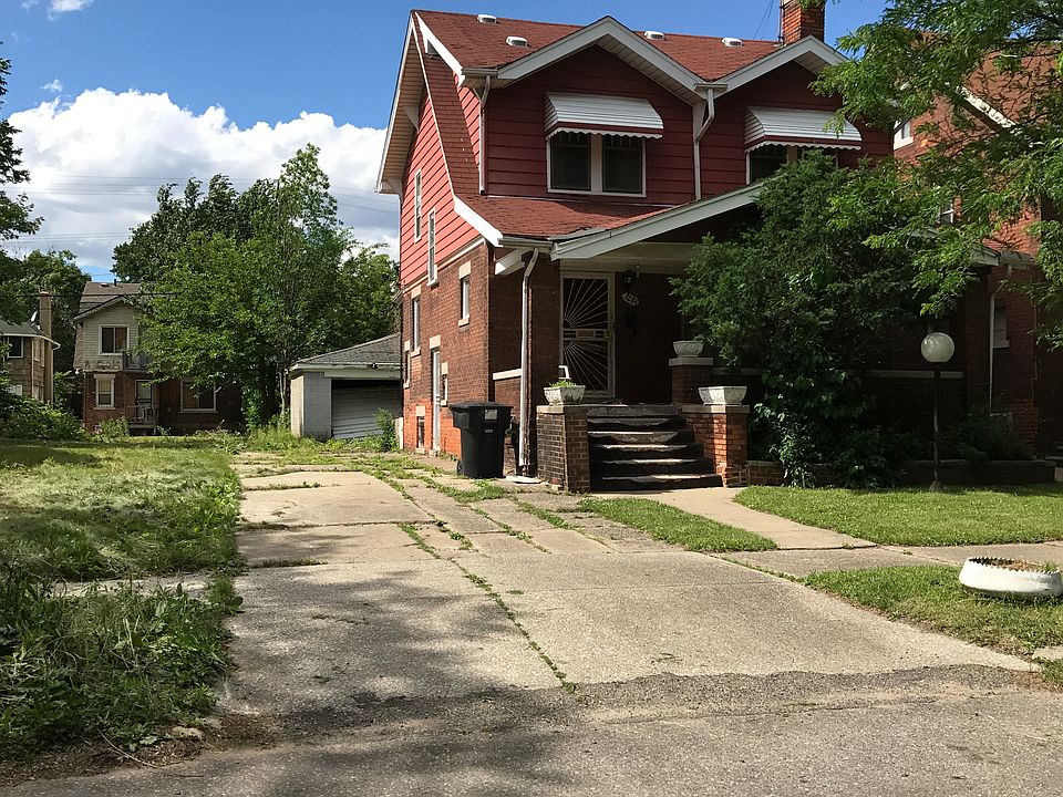 2nd image of 3284 Carter St