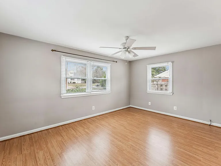3503 Maple Ct — Photo 29