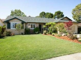 8 Tradewind Psge, Corte Madera, CA 94925