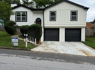 1340 Stoneleigh Way, Stone Mountain, GA 30088